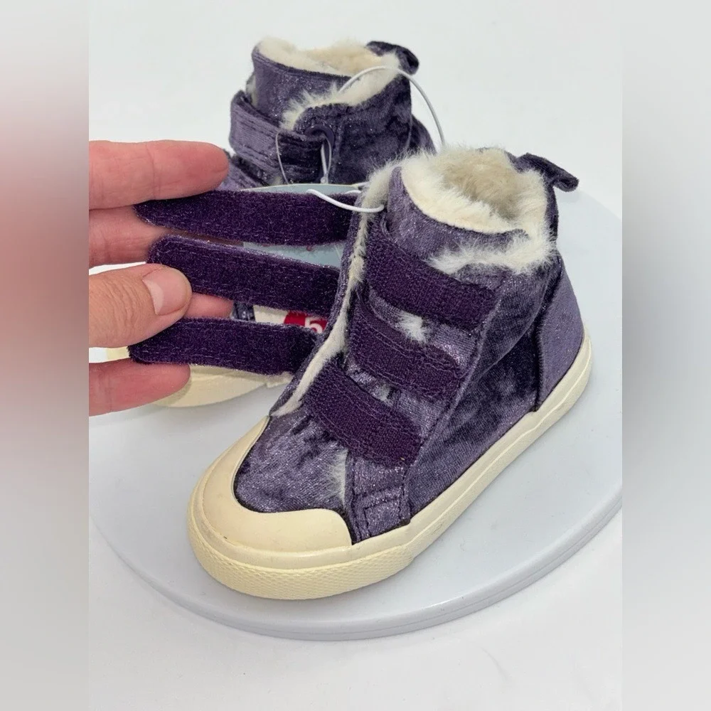 CAT & JACK Toddler Girls Velvet High Top Sneaker‎ Shoe Purple Ruby Fur Velcro 5